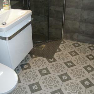 Baderomsinnredning på ferdig bad.